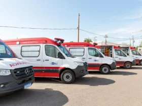 Acidente derruba poste e causa risco na serra entre Diamantino e Novo Diamantino