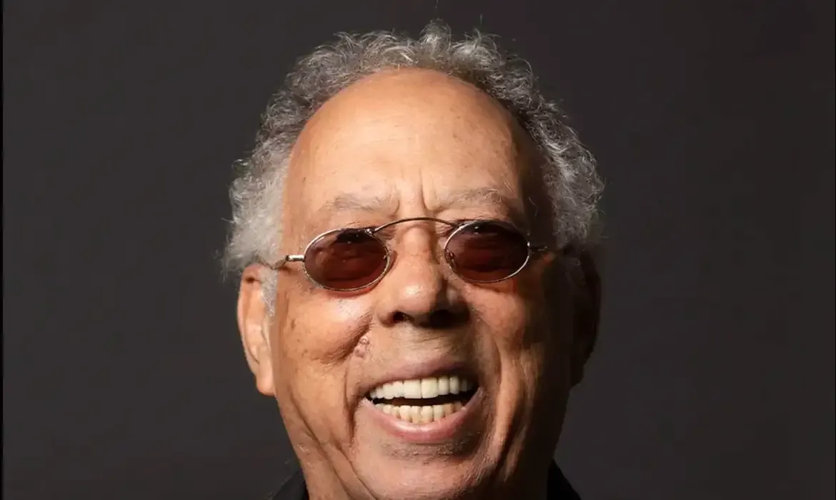 Velório de Jards Macalé no Rio será aberto ao público nesta terça