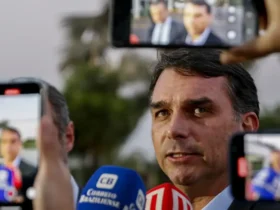 Moraes autoriza visitas dos filhos de Bolsonaro na PF