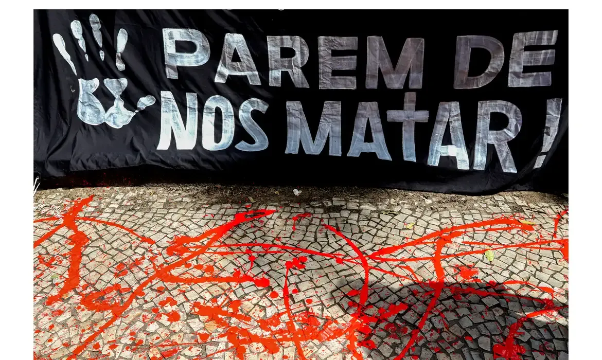Racismo permeia uso de leis para justificar mortes de negros no país