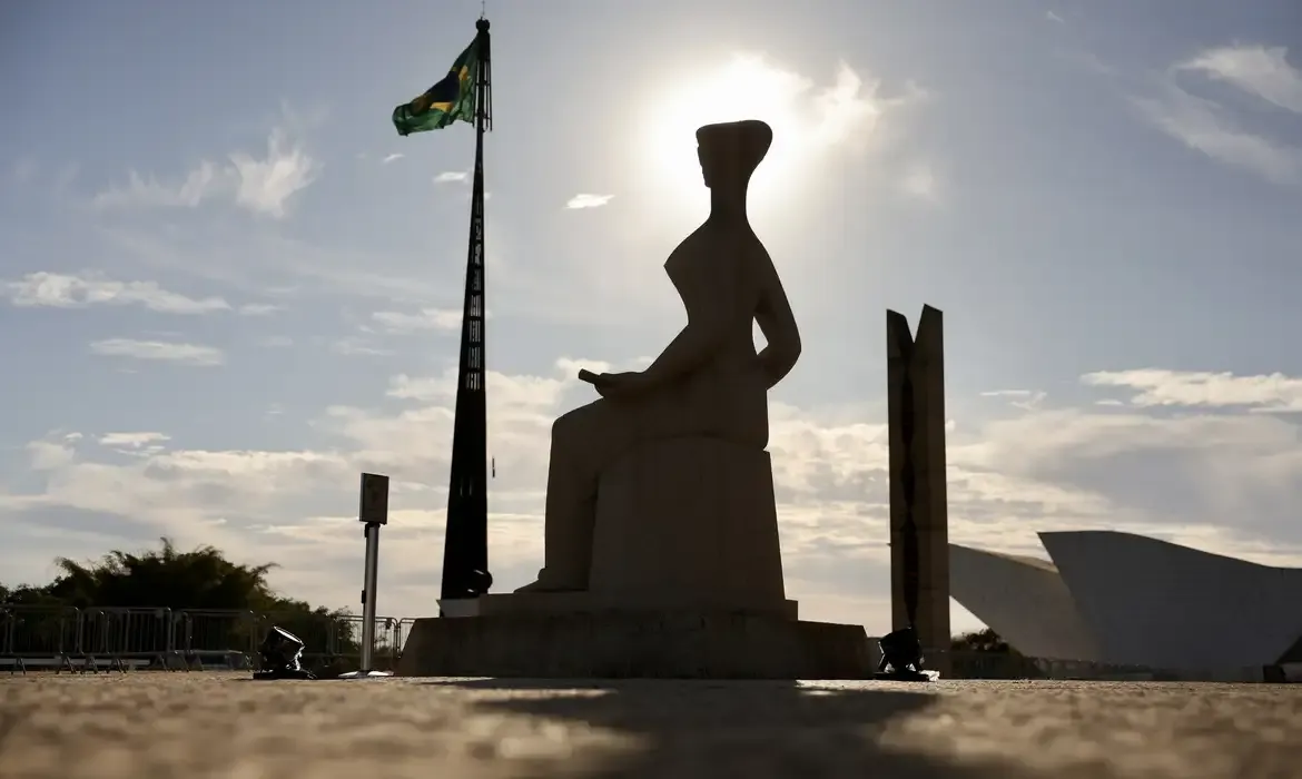 Stf conclui processo contra Bolsonaro, Torres e Ramagem