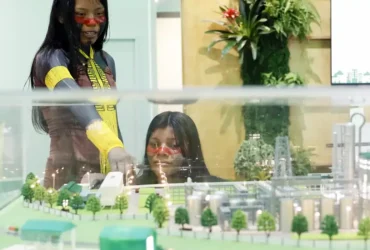 Crianças pressionam líderes na COP por ações climáticas imediatas