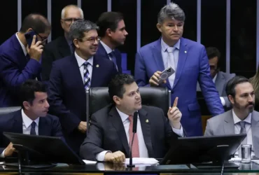 Congresso aprova crédito bilionário para Previdência e Bolsa Família