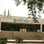 Ministério da Saúde firma parcerias para produção de medicamentos para o SUS