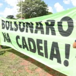 Bolsonaro inicia cumprimento de pena após condenação por trama golpista