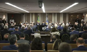 Concurso do TCU oferece 20 vagas com salário de R$ 26 mil e inscrições até 3 de dezembro