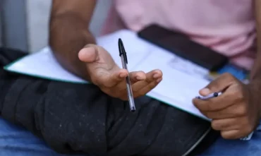 Enem tem prova suspensa após tiroteio interromper aplicação no Rio