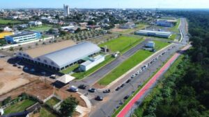 Prefeitura interdita trecho Rua Pato Branco para montagem do Natal da Esperança
