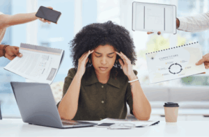 Multinacional é condenada por cobranças abusivas que resultaram em burnout de trabalhadora