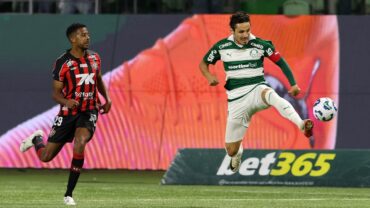 Lance de Palmeiras e Vitória. Imagem: Cesar Greco/Ag. Palmeiras
