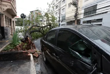 Chuva intensa coloca a capital paulista em estado de atenção