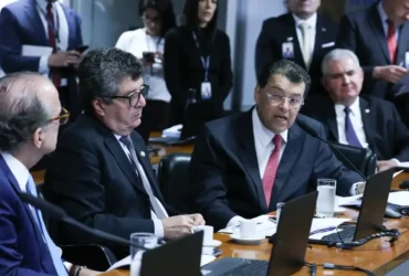 Senado aprova aumento da taxação de fintechs e bets