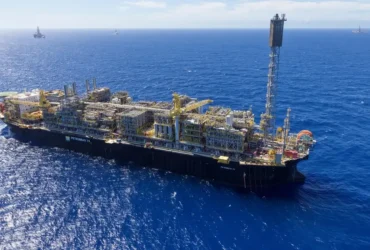 Petrobras amplia participação em áreas do pré-sal após novo leilão