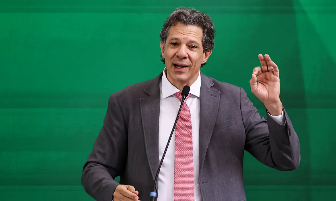Inflação deve atingir menor nível da história, afirma Haddad