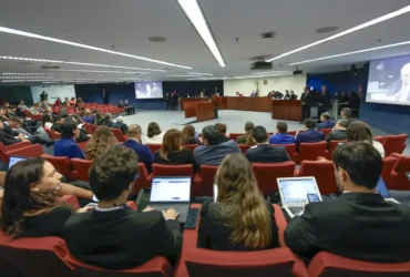 Julgamento avança após Moraes negar inclusão de Fux no caso do núcleo 2