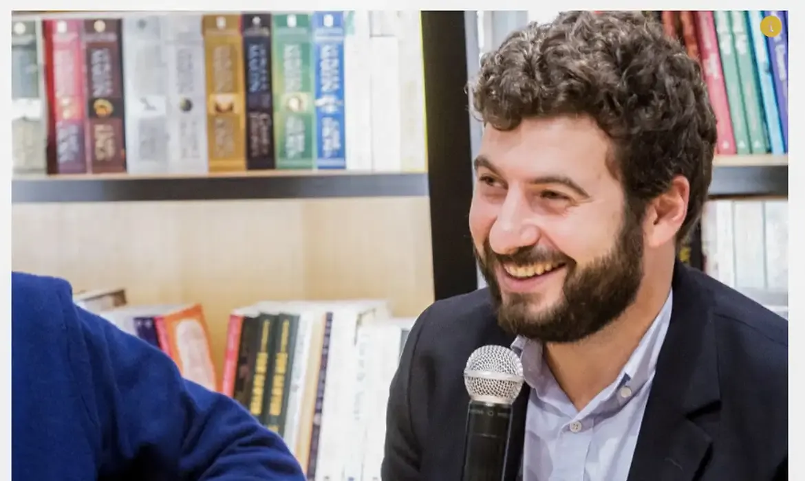 Programa destaca entrevista com o cientista político Miguel Lago