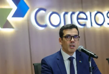 Correios planejam fechar mil agências e reduzir quadro