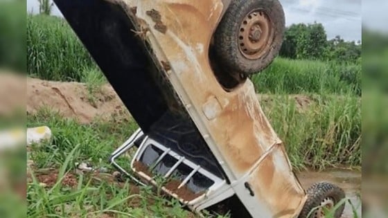 Vítima estava amarrada dentro da Hilux quando o veículo saiu da pista e capotou; crime ocorreu em propriedade rural de Terra Nova do Norte