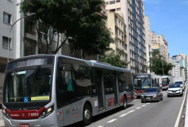 Mobilidade em debate no lançamento de obra sobre tarifa zero