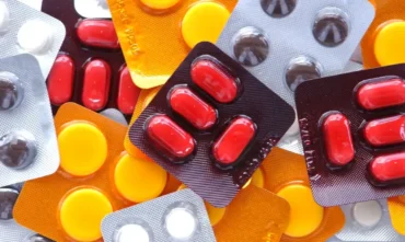 Anvisa proíbe venda de medicamentos das marcas needs e bwell
