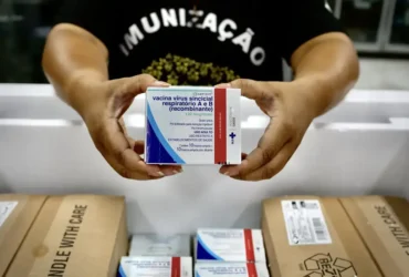 São Paulo inicia vacinação de gestantes contra VSR