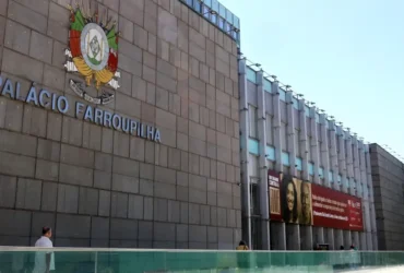 Lula sanciona porte de armas para policiais legislativos estaduais