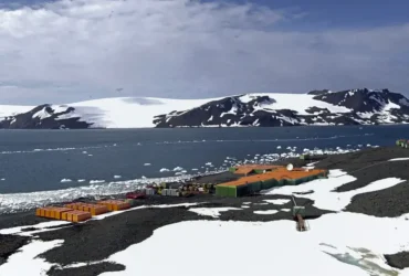 Mapeamento revela áreas livres de gelo na Antártica
