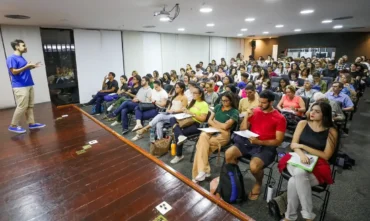 Concurso da câmara abre inscrições em janeiro com salários de até R$ 30 mil