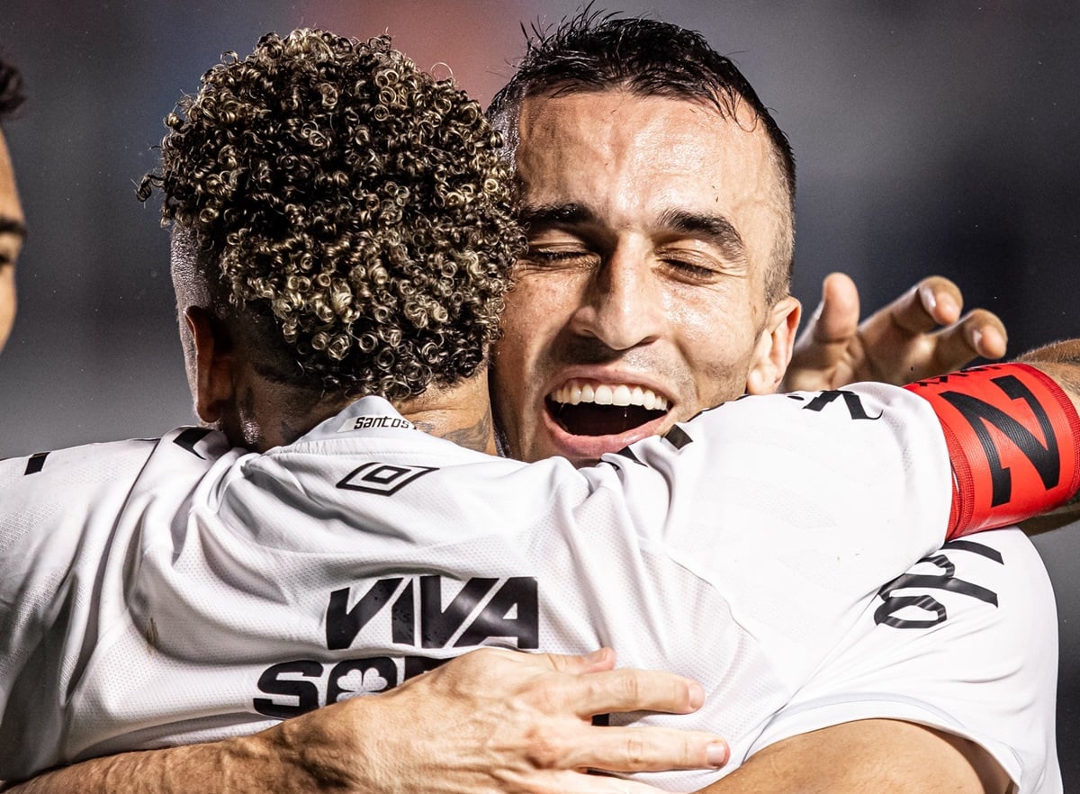 Juventude x Santos: onde assistir, prováveis escalações e clima tenso no Alfredo Jaconi. Imagem: @raulbaretta_photo Santos FC