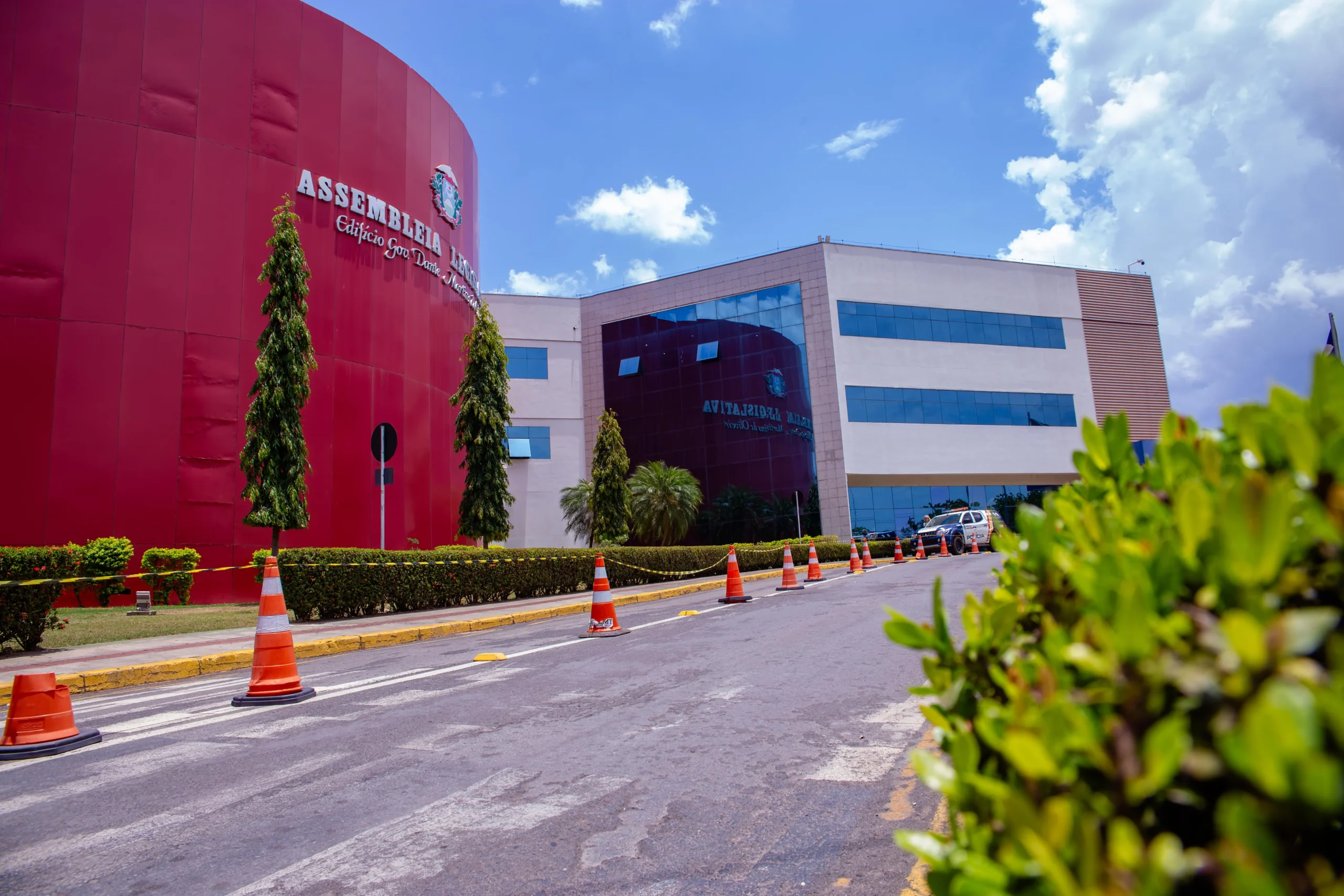 Agenda legislativo marca semana na ALMT