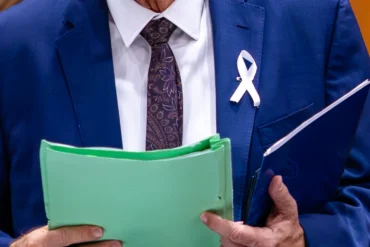 ALMT oficializa Campanha do Laço Branco em Mato Grosso