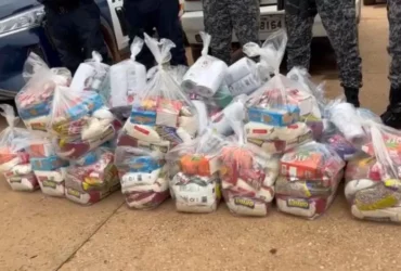 Adolescente é conduzido com cestas básicas de facção criminosa