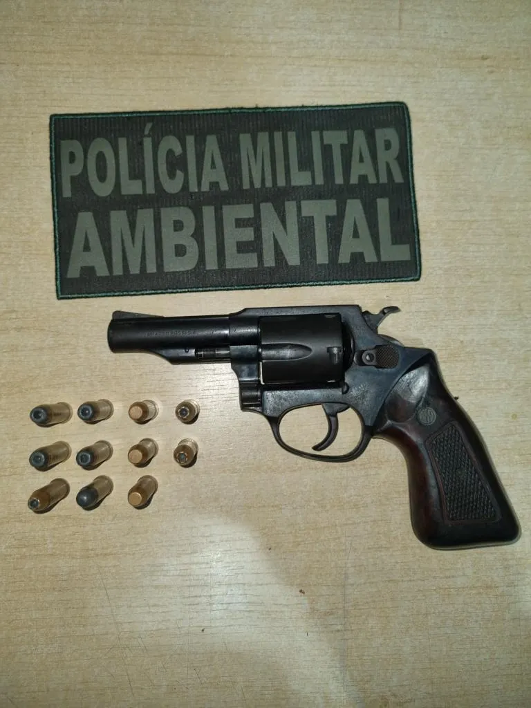 Porte ilegal de arma de fogo leva à prisão em Leverger
