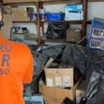 Captura de jiboia em almoxarifado mobiliza bombeiros