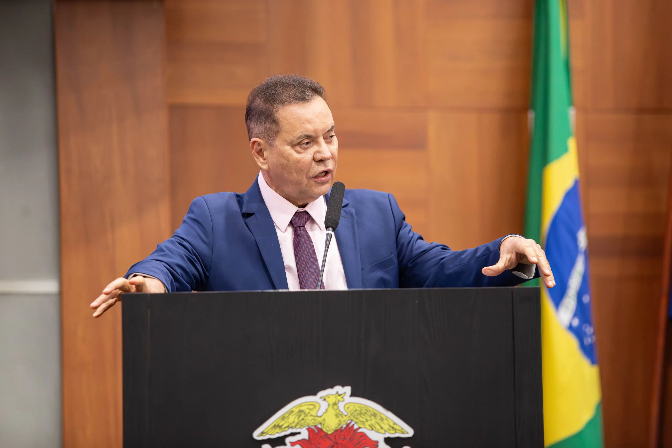 Programa apoia cuidadores e amplia ações sociais