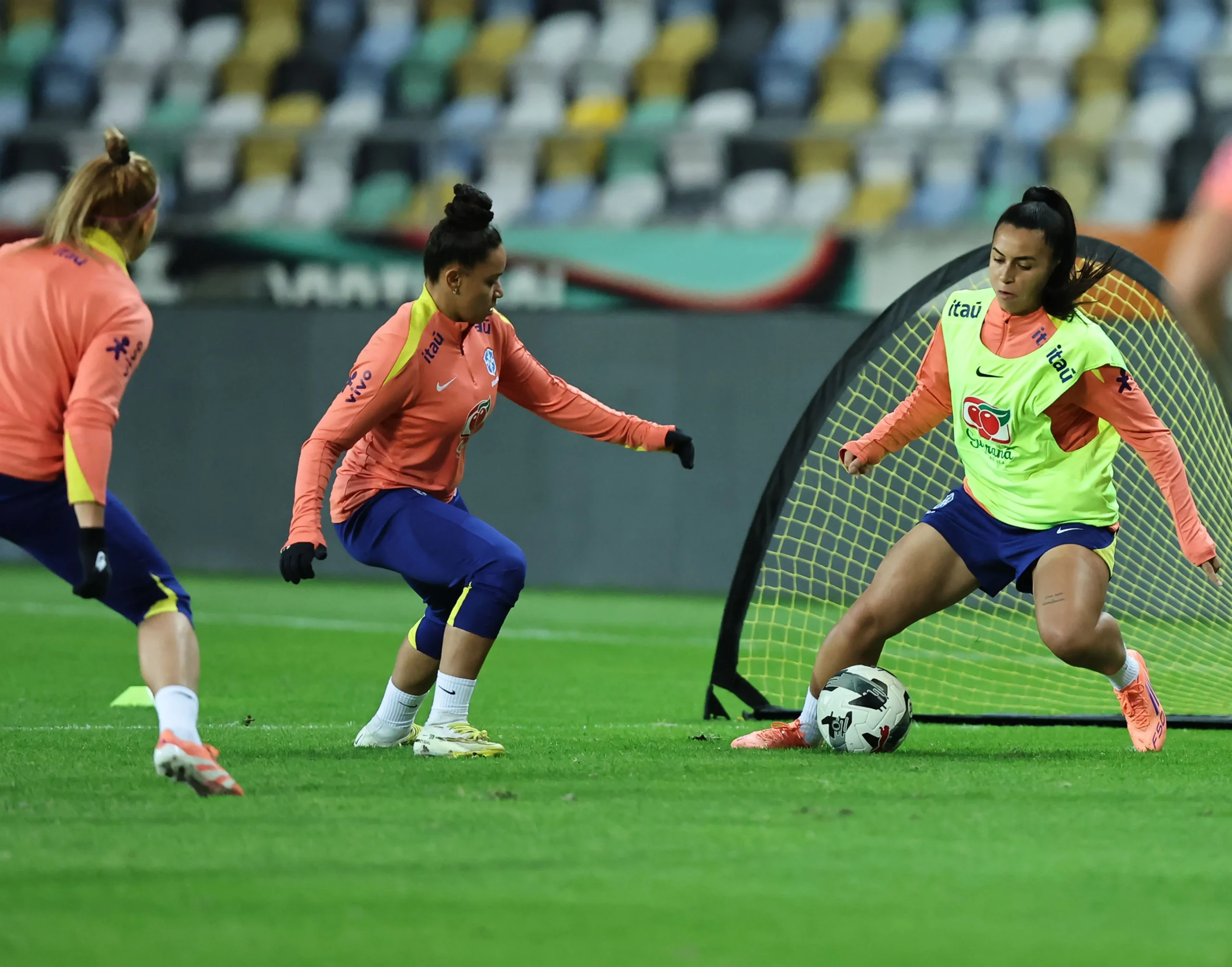 Seleção Brasileira ajusta últimos detalhes para amistoso em Aveiro