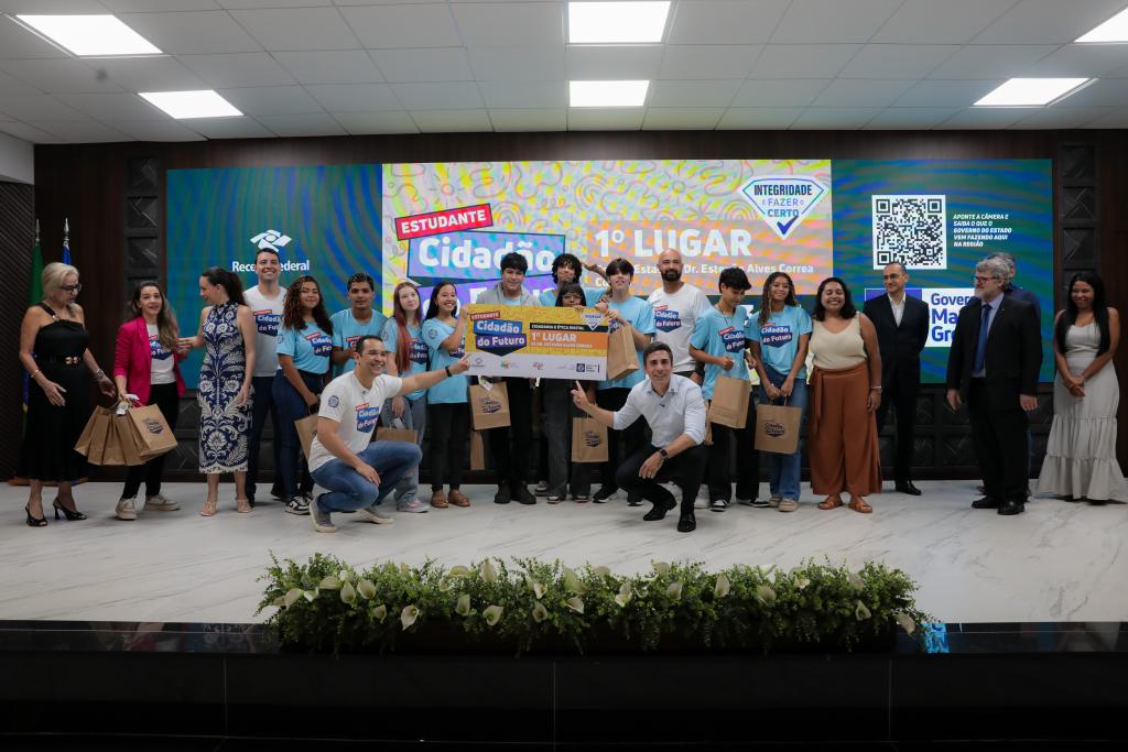 Governo premia alunos do Estudante Cidadão do Futuro