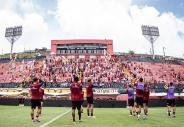 COM APOIO DA NAÇÃO, RUBRO-NEGRO APRONTOU PARA JOGO DECISIVO NESTE DOMINGO NO BARRADÃO