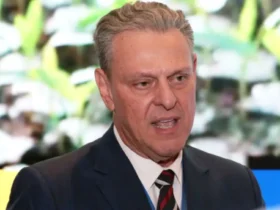 Carlos Fávaro em agenda oficial ou imagem representando negociações internacionais do agronegócio.