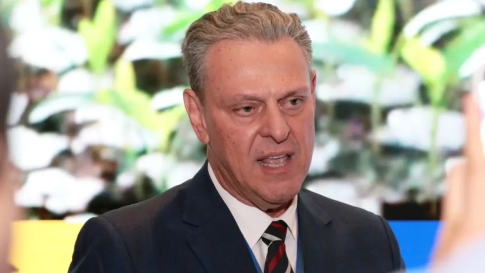 Carlos Fávaro em agenda oficial ou imagem representando negociações internacionais do agronegócio.