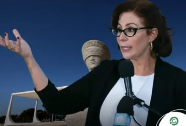 STF decide por unanimidade pela perda do mandato de Carla Zambelli e determina posse do suplente em 48h; decisão confirma voto de Alexandre de Moraes.