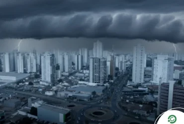Previsão indica ventos fortes, trovoadas e acumulado elevado de chuva até a manhã de sábado