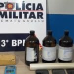 Ação do Grupo de Apoio resultou na prisão de três suspeitos e na apreensão de maconha, cocaína e lança-perfume em kitnet, área externa e carro em Lucas do Rio Verde