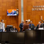 Deputados limpam pauta de votação e aprovam orçamento de 2026