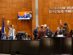 Deputados limpam pauta de votação e aprovam orçamento de 2026