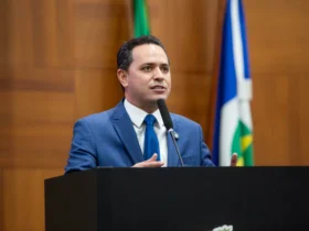 Deputado recebe honraria e reforça compromisso com a seguranca