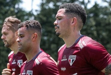 São Paulo x Internacional: onde assistir, escalações e cenário quente na reta final do Brasileirão. Imagem: Erico Leonan São Paulo FC