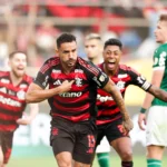 Flamengo supera Palmeiras e leva a Libertadores 2025
