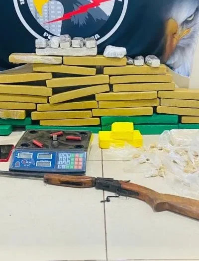 Força Tática faz apreensão de entorpecentes em Vila Rica