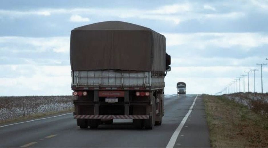 Frete agrícola segue lento em novembro e deve reagir com avanço da colheita da safra 2025/26, aponta Conab